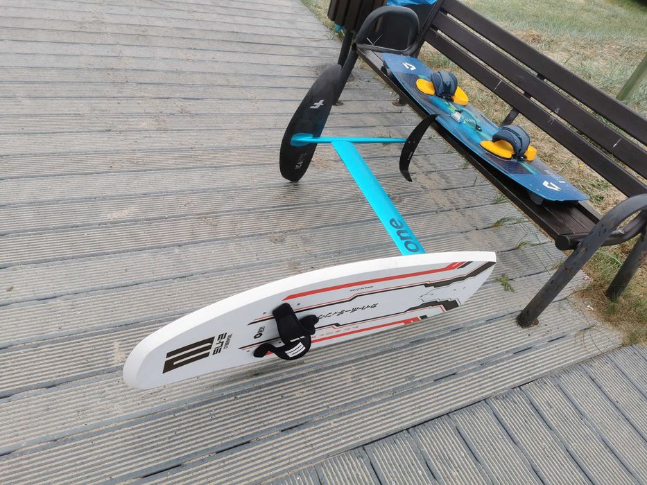 Deska kite foil Su2 cyber 131 cm (4'3,5'')  obj.18 litrów