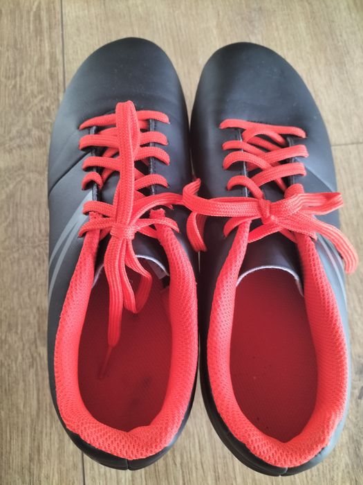 Buty piłkarskie Korki Kipsta rozmiar 40 jak nowe