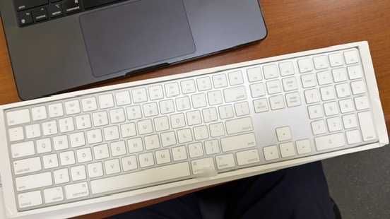 Apple keyboard A1843 нова