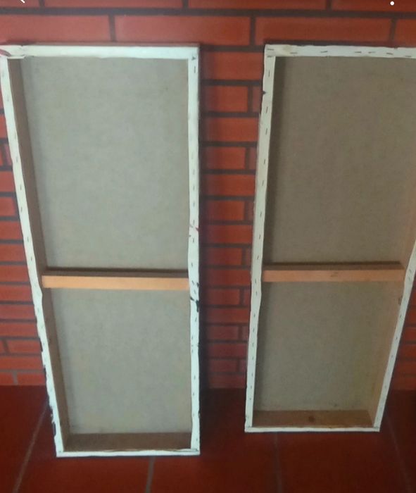 2 telas pintadas a mão ,cada uma 100cm x35
