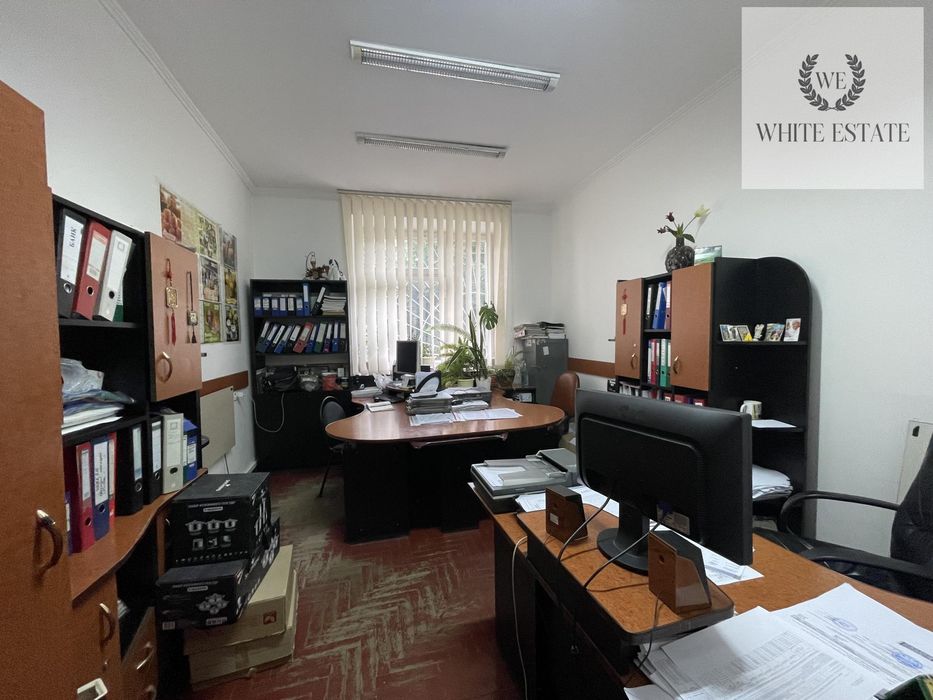 Приміщення в районі Бам