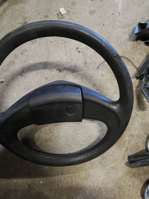 Kierownica stacyjka przełącznik wycieraczki volkswagen Golf mk3 1,4 1,