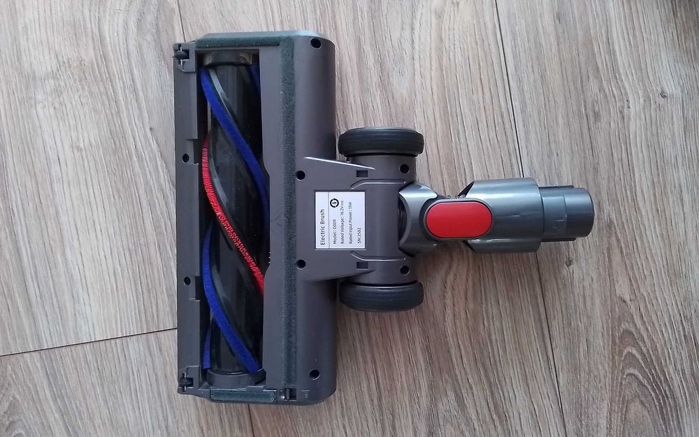 Nowa szczotka do dysona