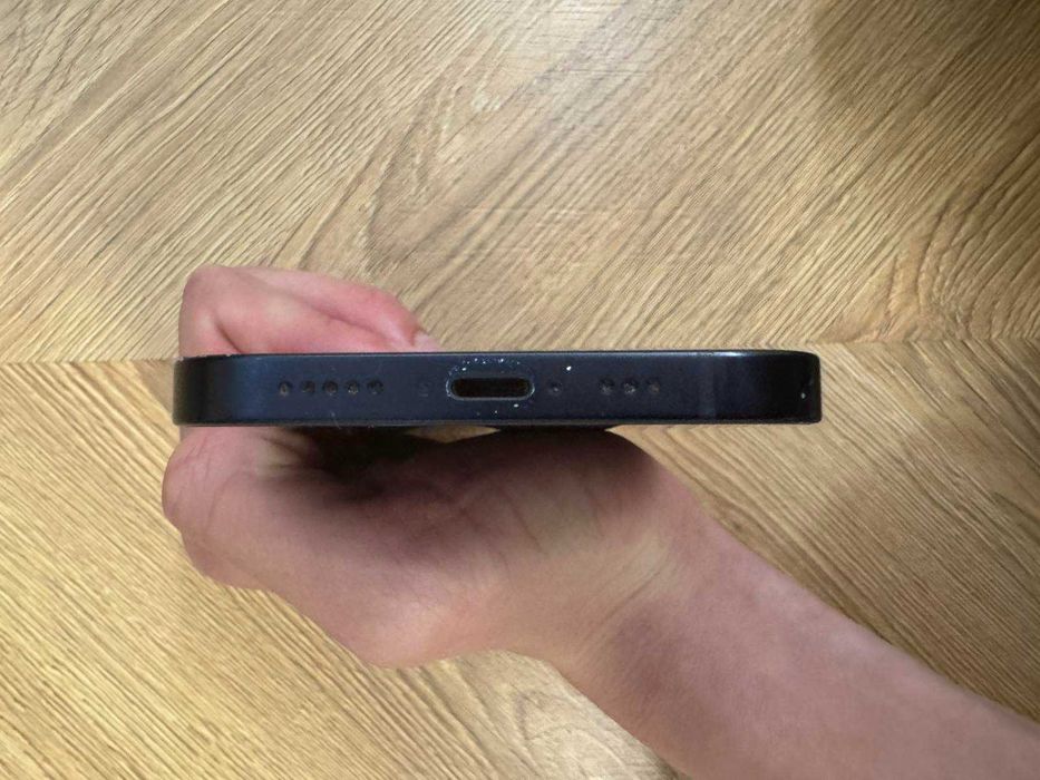 Iphone 12 телефон