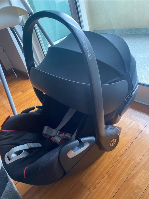 Cibex cloud Z i- size Ferrari + Base isofix Cybex Platinum cloud Z