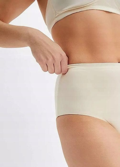 B.P.C. 2-pak majtki średnio modelujące wysoki stan ^36