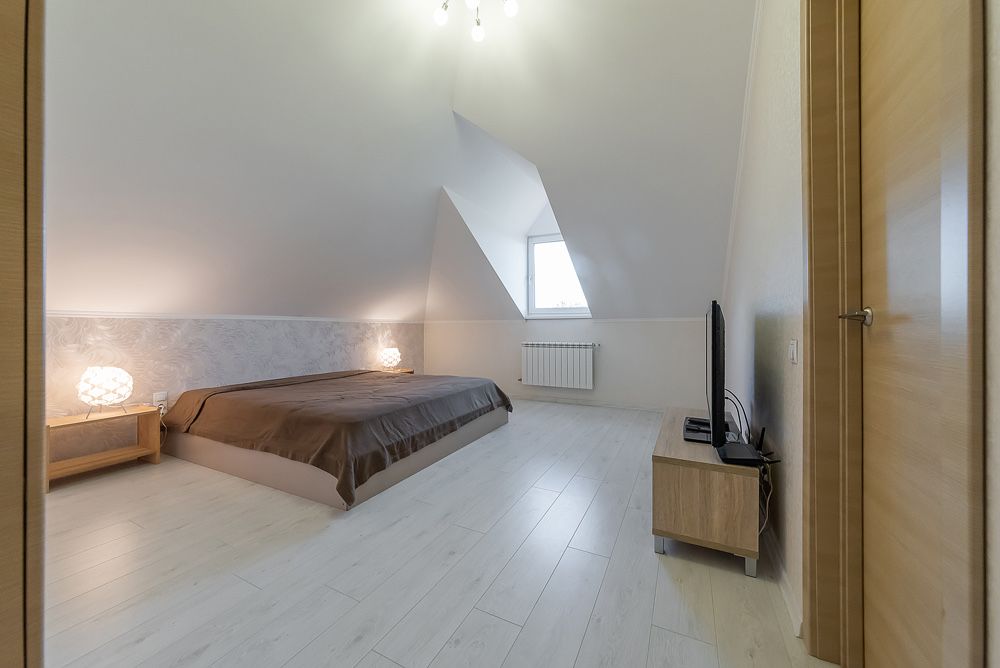 Мала Олександрівка. Автономний будинок 4 спальні біля лісу.