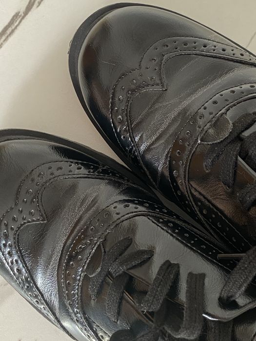 Loafersy “lakierowane”