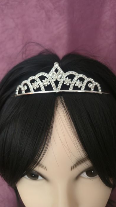 srebrna tiara diadem ślubny z cyrkoniami