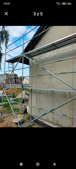 Rusztowania elewacyjne  120 m2