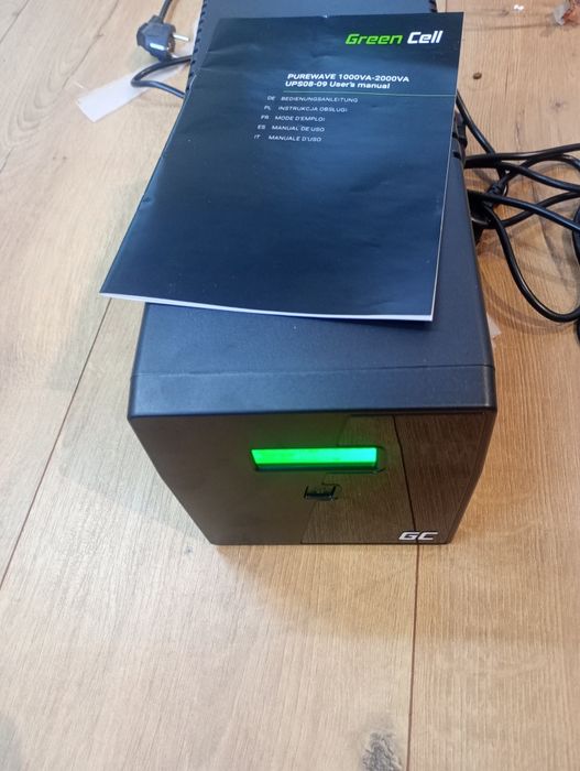 Zasilacz awaryjny UPS Green Cell Line-Interactive Microsine LCD 1000VA 700W