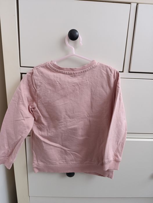Bluza różowa z motylem