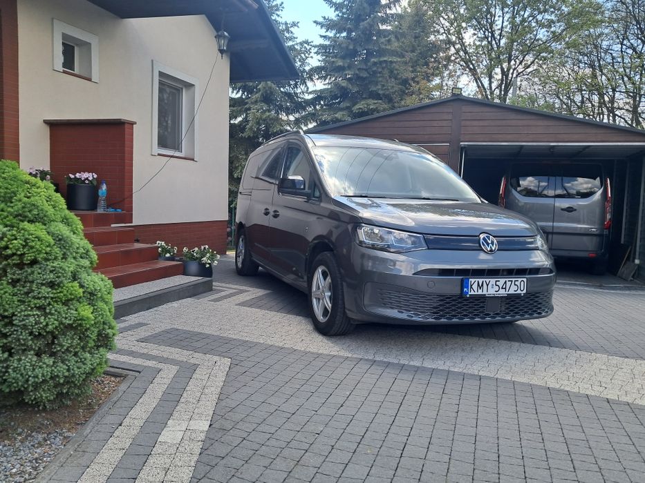 Sprzedam Vw caddy maxi long 7 osobowy