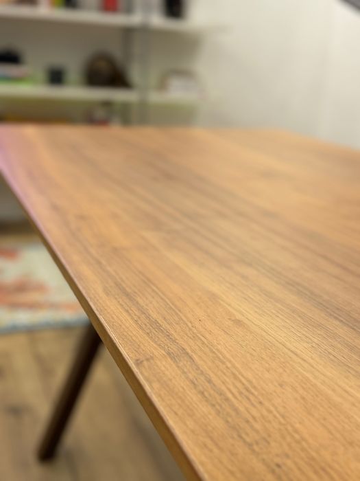 Stół Ikea z krzesłami vintage