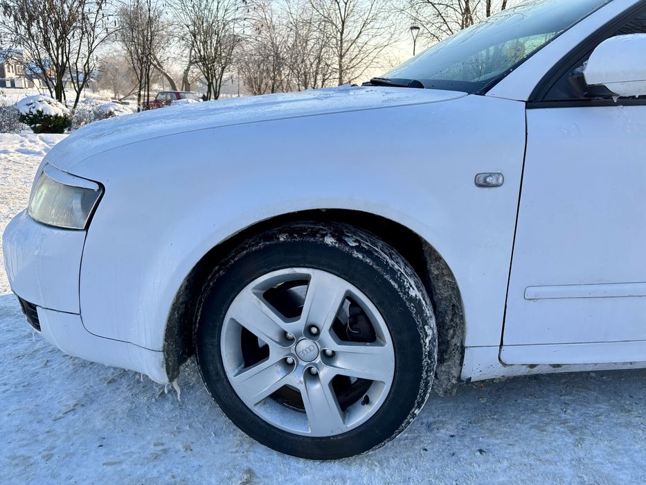 Audi A4b6 S line V6 газ/бенз