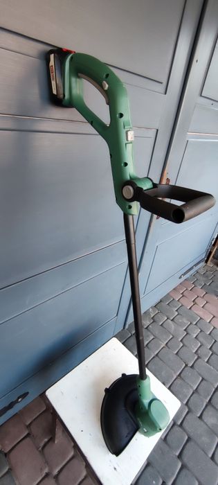 Podkaszarka akumulatorowa Bosch EasyGrassCut 18-230