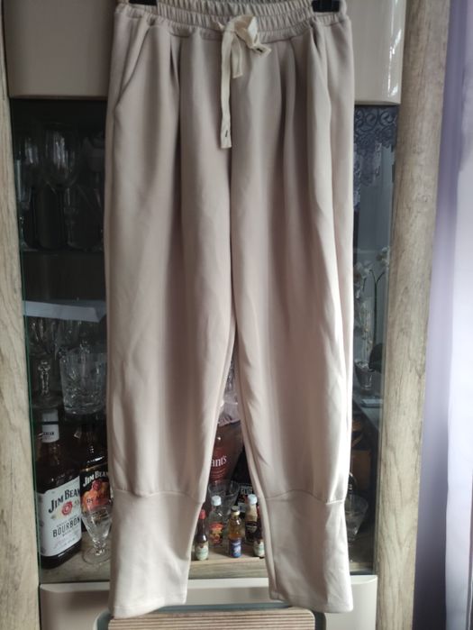 Nowe spodnie alladynki