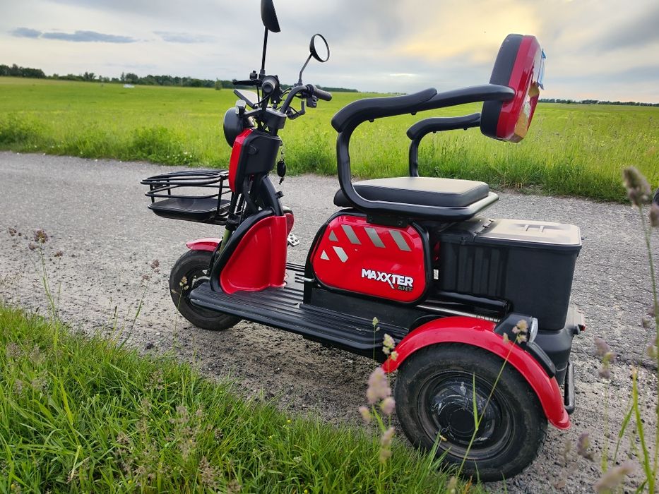 Продам Електроскутер Maxxter ANT 500 Вт (Red)