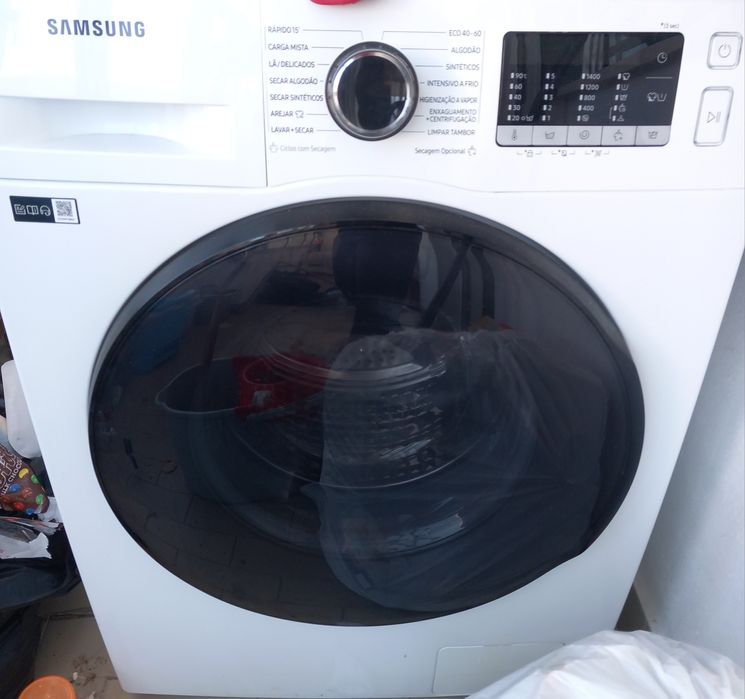 Máquina de lavar e secar Samsung