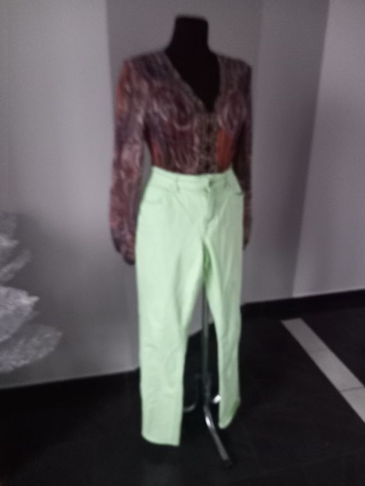 Spodnie neonowe roz 42,44 materiał elastyna