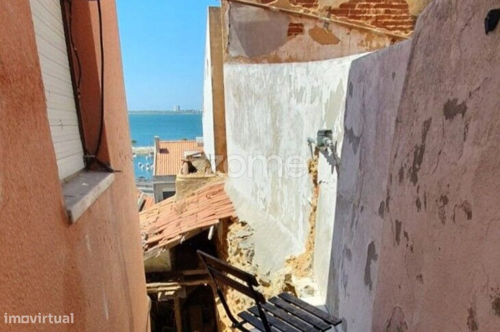 Oportunidade Única nas Fontainhas, Setúbal