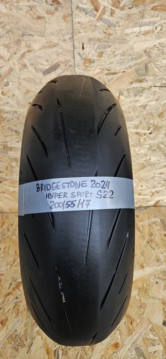 Bridgestone 200/55/17 та інші