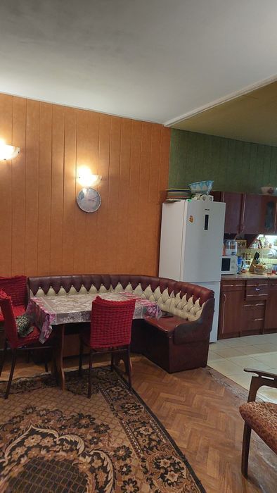 Продам дом в центре села Александровка,рядом с пос.Котовского!