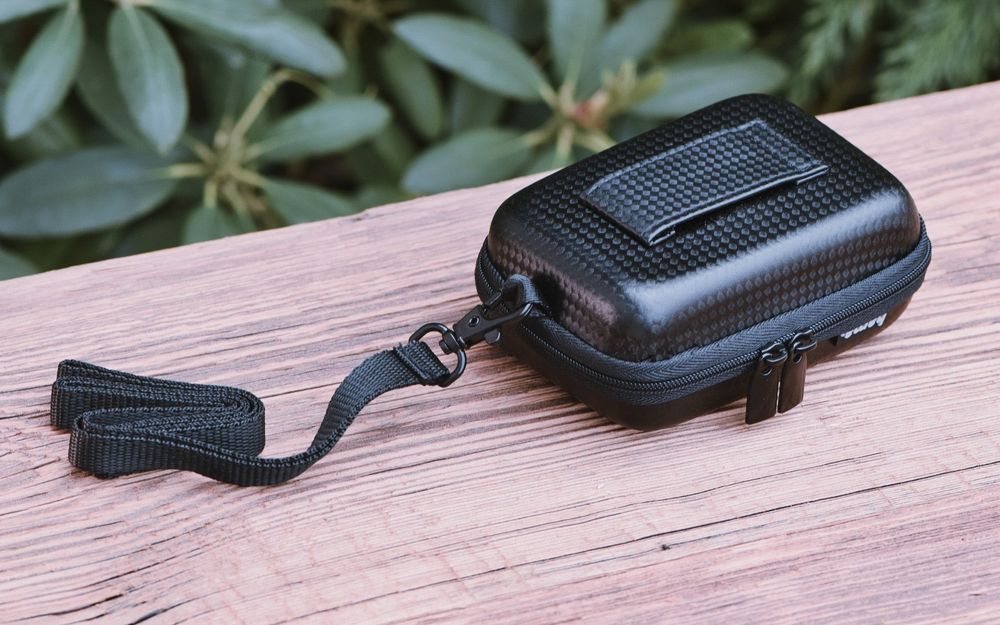 Bolsa Rígida HAMA Carbon Style 60 L