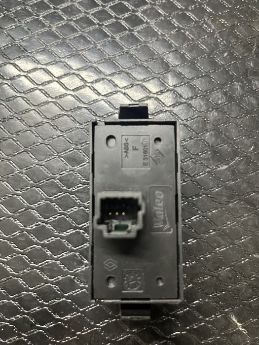 Botao 4 piscas renault smart 453