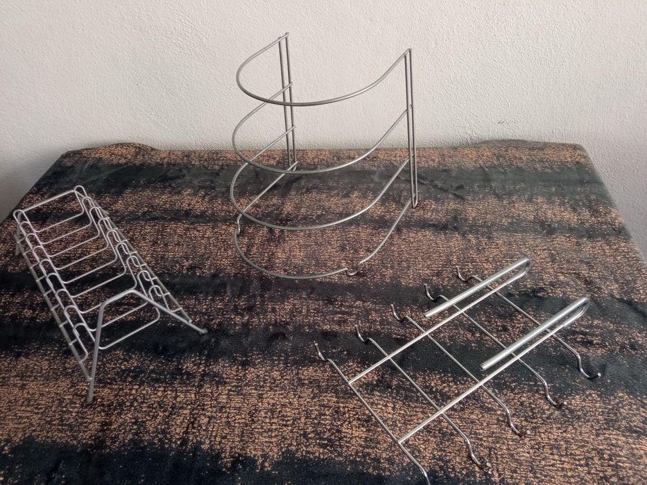 Practical holders/organizers—mugs, cups, lids, frying pans64409388515203120