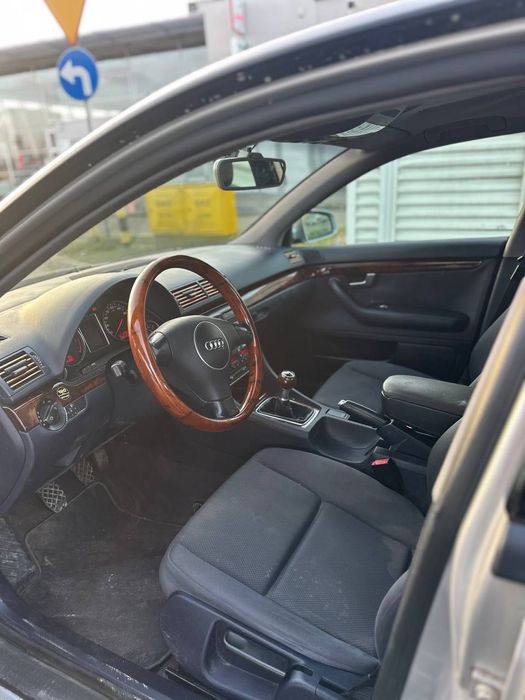 Audi A4 B6 2.0benzynka dobry stan
