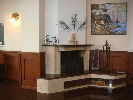 Дом 800 кв.Бассейн ,сауна,бильярд, генератор.До 20 человек