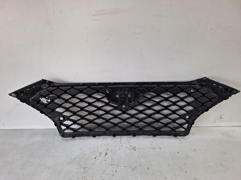 Grill atrapa Hyundai Tucson N-line lll 3 pod kamerę