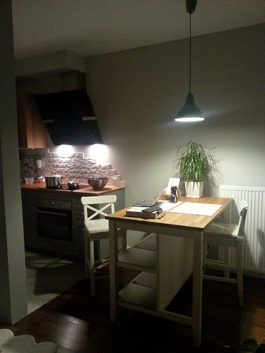 Wyspa kuchenna z litego drewna Ikea Stenstorp