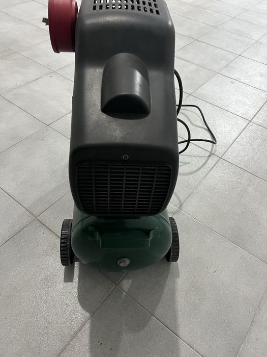 Compressor 24l semi novo