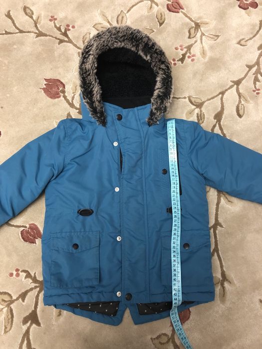 Зимова куртка на 5-6 років, ріст 118 см
