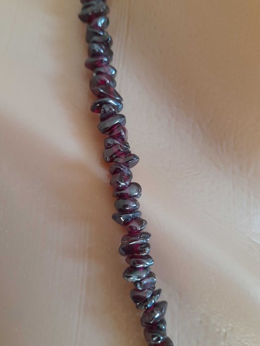 бусы из натуральных камней