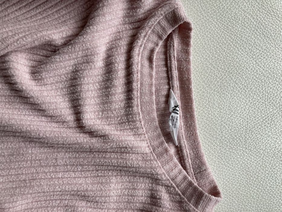 Sweter pudełkowy h & m rozmiar 170.