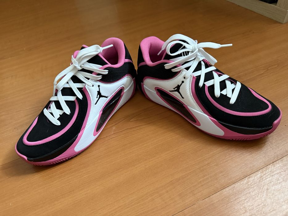 Jordan Tatum 4 Black Pinksicle originais pouco uso