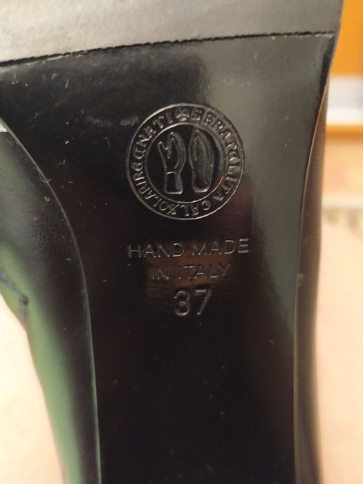 Женские итальянские кожаные сапоги на цигейке Dyva