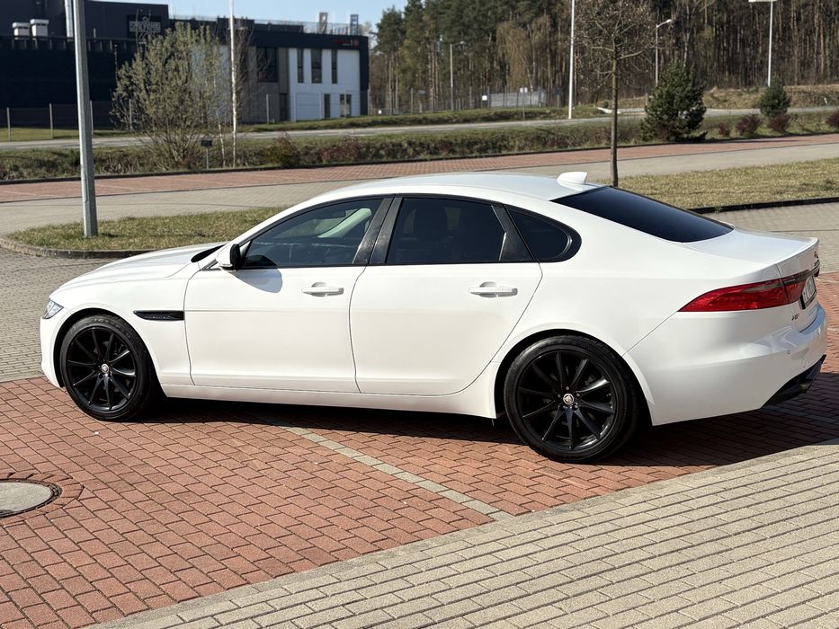 Jaguar XF 2.0d  240 PS 2017 | Automat | Skóra | Navi