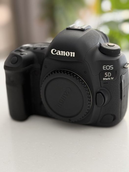 nono　5DmarkⅣ Фотоаппарат Canon EOS 5D Mark IV Body Black (1483C027) купить на