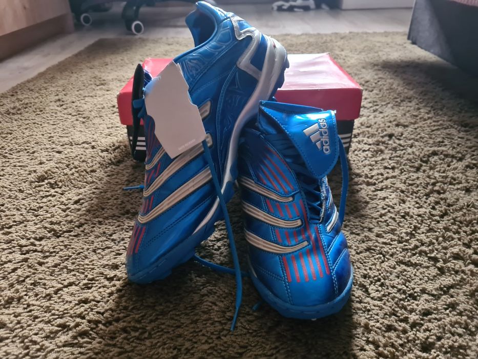 Turfy Śniegowce nowe Adidas David Beckham Predator Absolute 44 i 2/3
