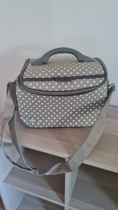 Kuferek kosmetyczny duzy na kosmetyki reed