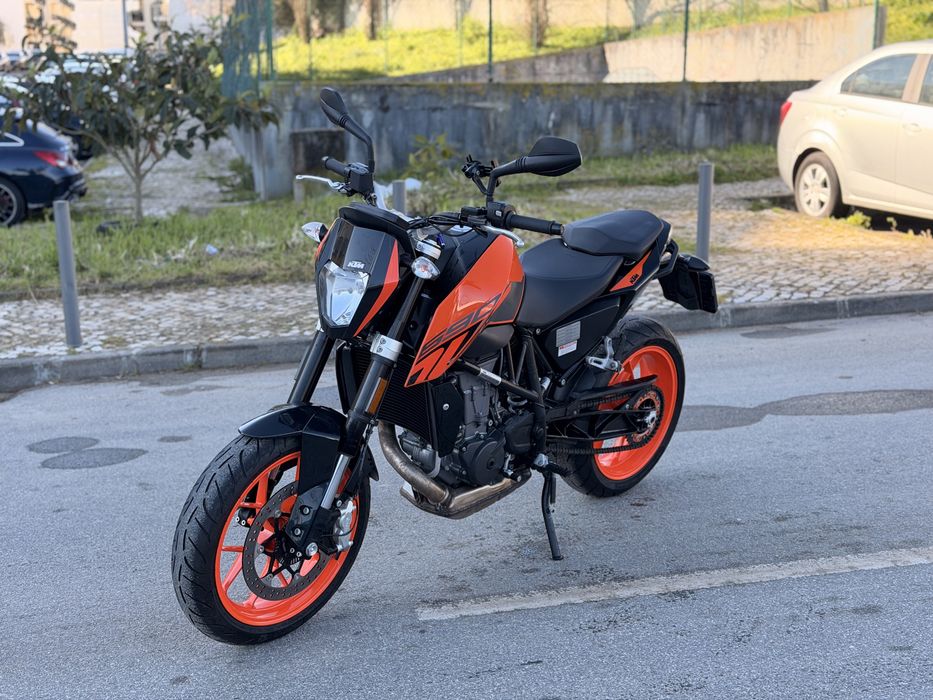 Ktm duke 690 R akrapovic