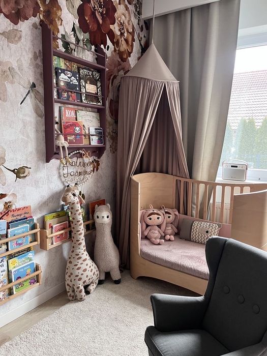 Drewniana biblioteczka z wieszakami / półka na książki vintage