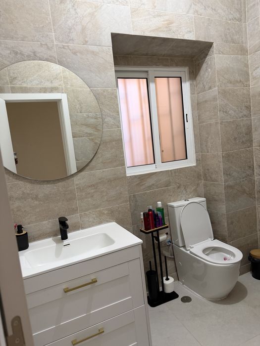 Quarto casal para arrendar