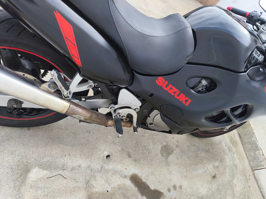Suzuki gsx 750f aceito retoma