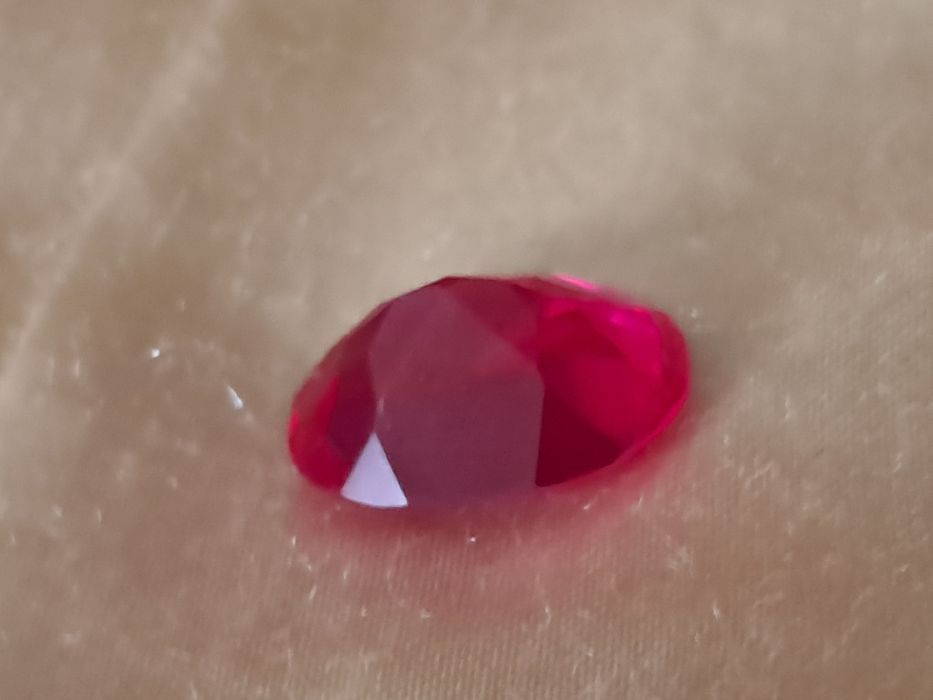 Sprzedam kamień z pierścionka