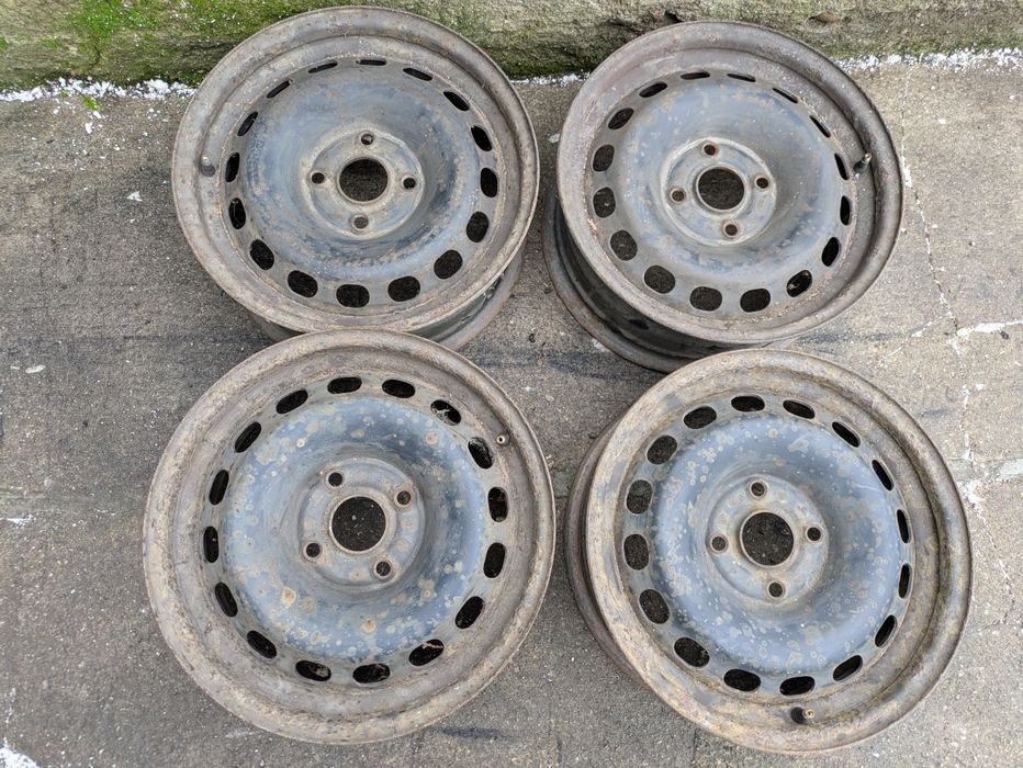 Felgi stalowe 15 cali audi B4 80 4x108 6J ET 37 stalówki